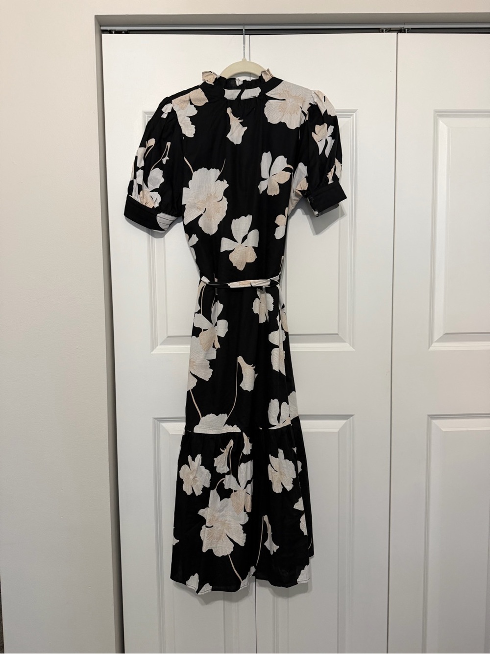 Sugarlips Medina Floral Giles Black & Cream Floral Button-Front Midi Dress - Picture 3 of 5